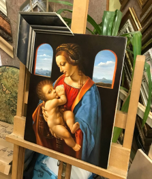 Мария с младенцем